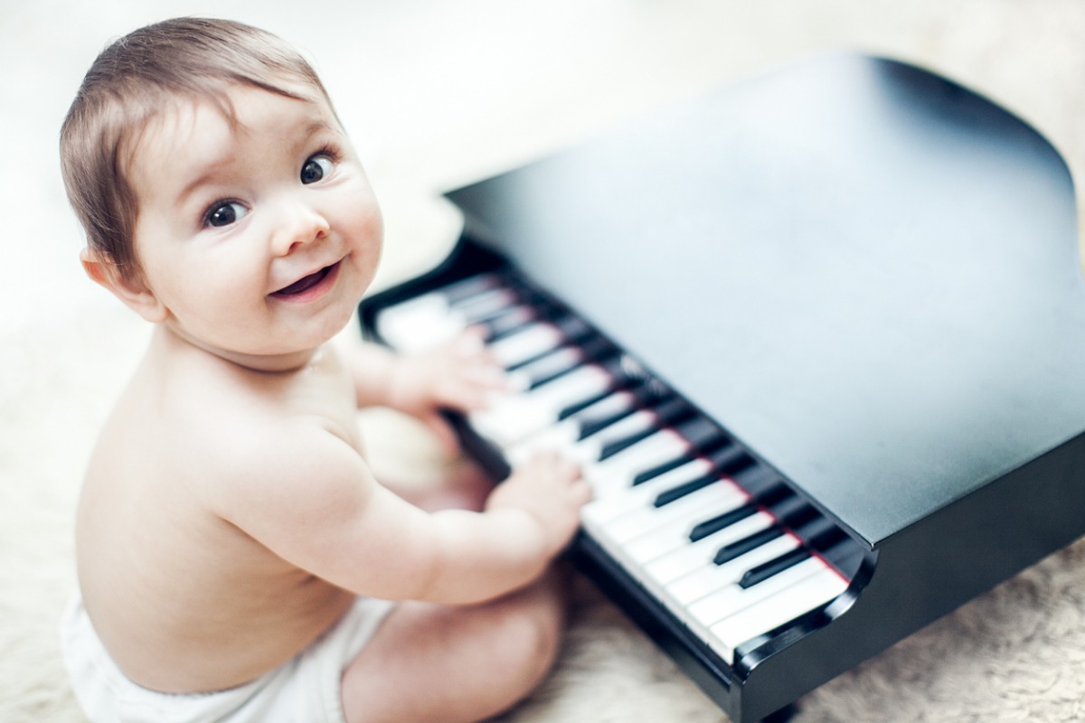 赤ちゃん用ミニピアノという選択肢