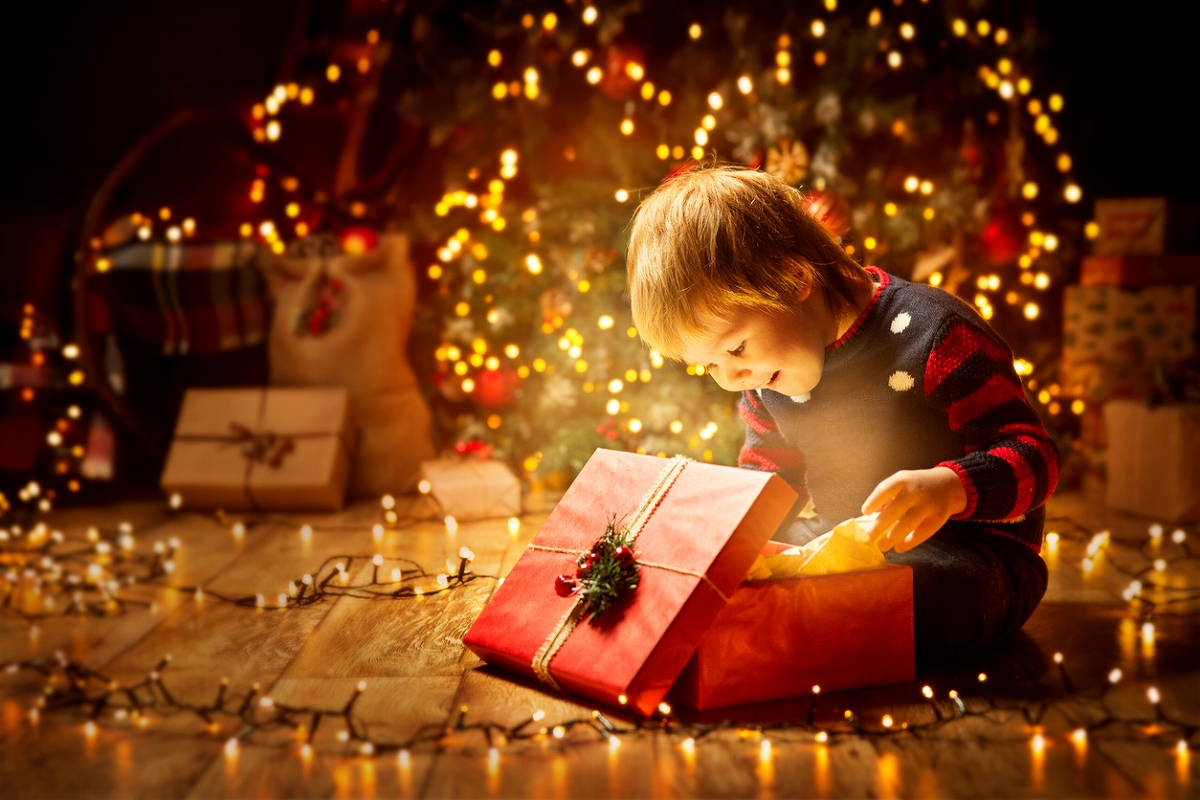 4歳の男の子が喜ぶクリスマスプレゼント17選 選び方と費用相場 Cocoiro ココイロ